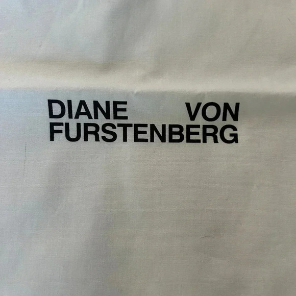 Diane Von Furstenberg Shoe Bag Set - Picture 2 of 3